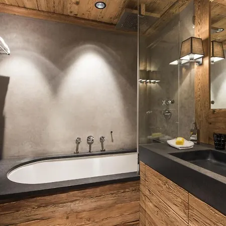 샬레 Luxury Chamoniixx Chalet *